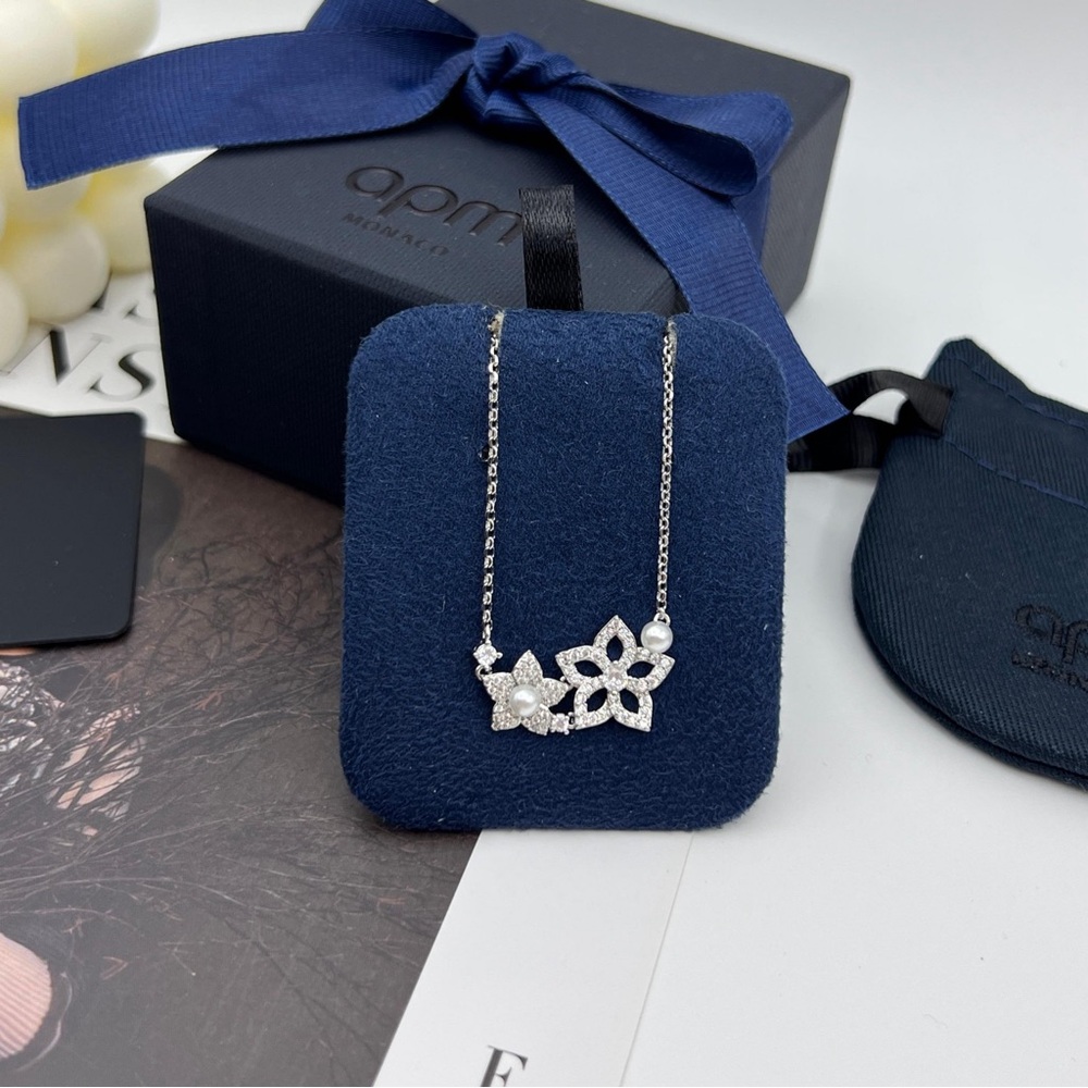 APM Monaco Pearl Flower Adjustable Necklace